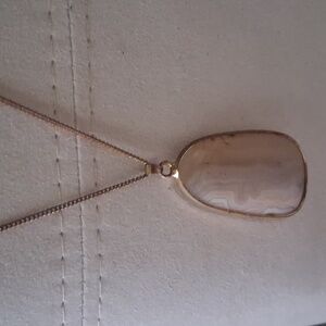 Vintage Agate Pendant Necklace